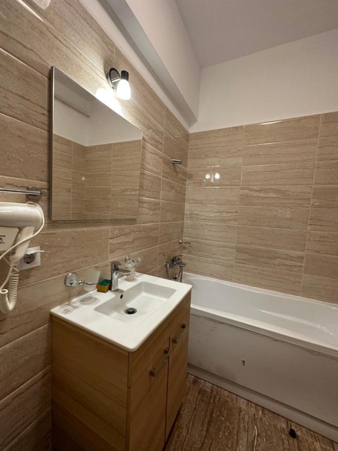 Appartamento 97 Rent House Bucarest Esterno foto